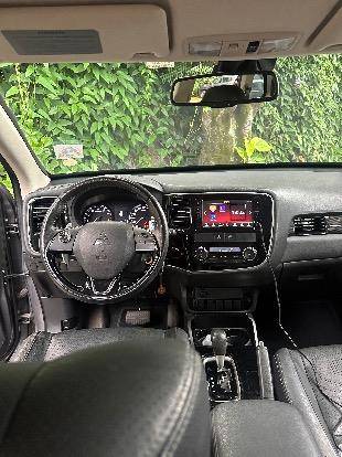 MITSUBISHI OUTLANDER 2018