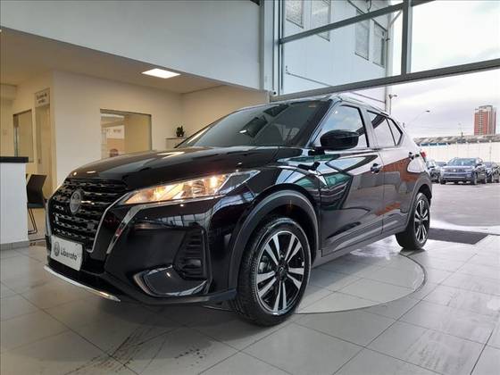 NISSAN KICKS 2023