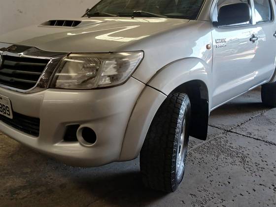 TOYOTA HILUX 2015
