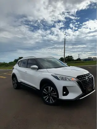 NISSAN KICKS 2022
