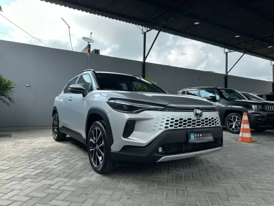 TOYOTA COROLLA CROSS 2025
