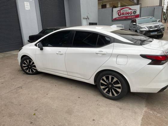 NISSAN VERSA 2022