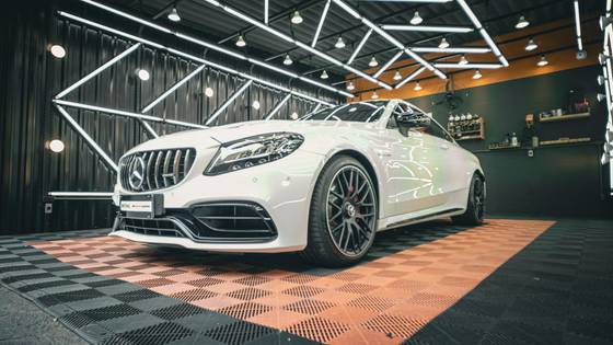 MERCEDES-BENZ C 63 AMG 2019