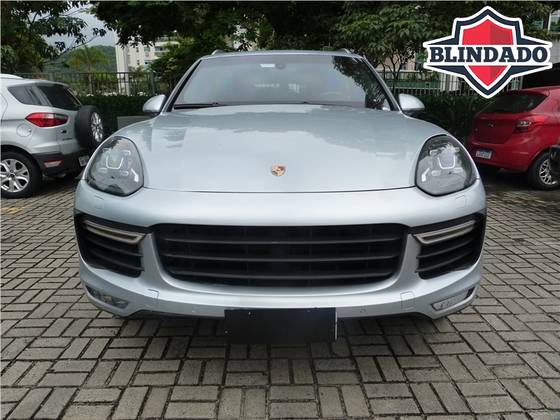 PORSCHE CAYENNE 2017