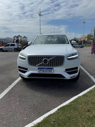 VOLVO XC90 2017