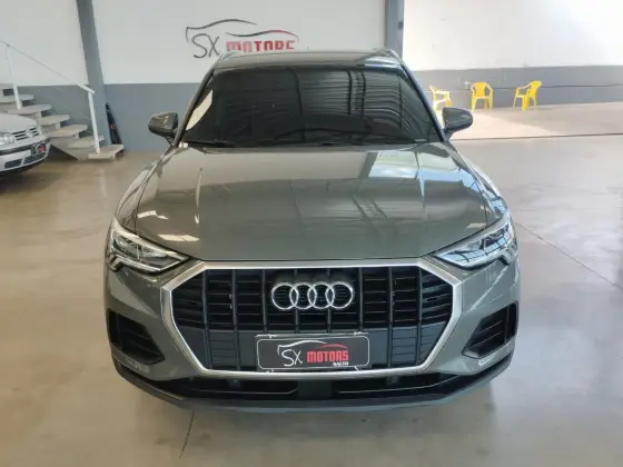 AUDI Q3 2021