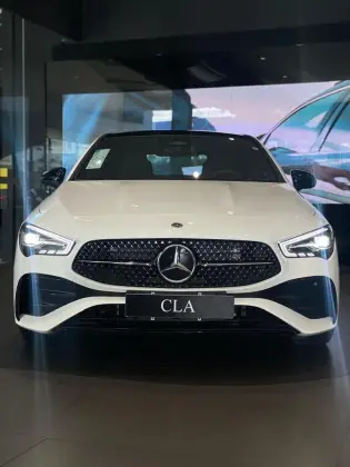 MERCEDES-BENZ CLA 200 2025