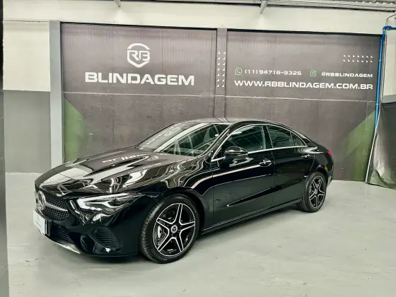MERCEDES-BENZ CLA 200 2025