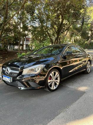 MERCEDES-BENZ CLA 200 2015