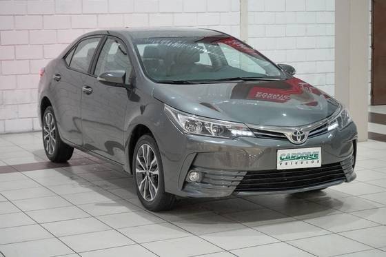 TOYOTA COROLLA 2018