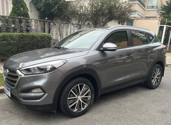HYUNDAI TUCSON 2018
