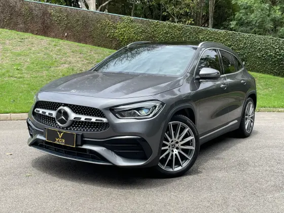 MERCEDES-BENZ GLA 200 2023