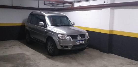 MITSUBISHI PAJERO TR4 2014