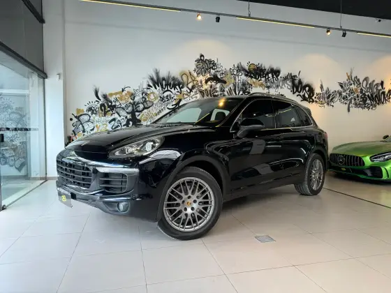 PORSCHE CAYENNE 2017