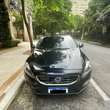 VOLVO V40 2014