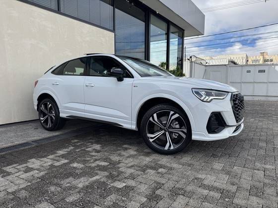 AUDI Q3 2025