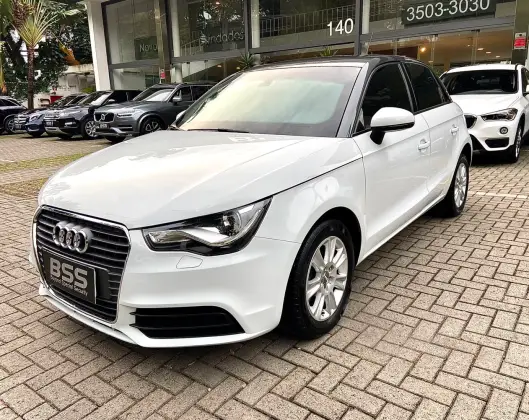 AUDI A1 2015