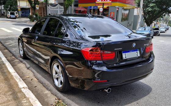 BMW 320i 2015