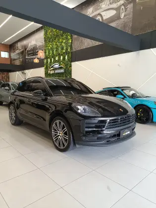 PORSCHE MACAN 2019