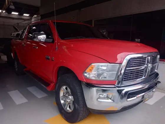 RAM 2500 2012