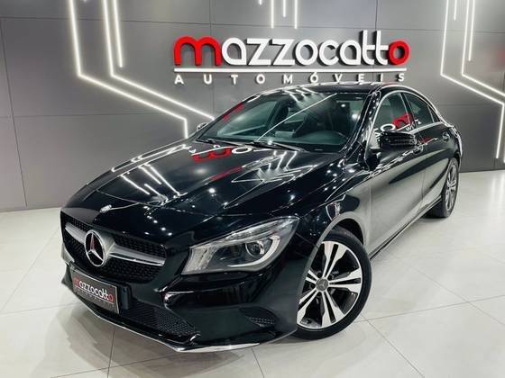 MERCEDES-BENZ CLA 200 2015