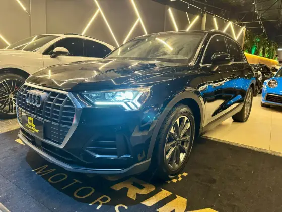 AUDI Q3 2021