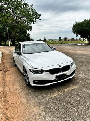 BMW 320i 2016