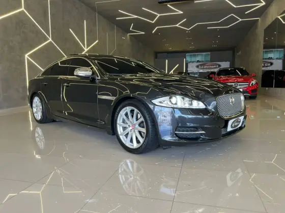 JAGUAR XJ 2015