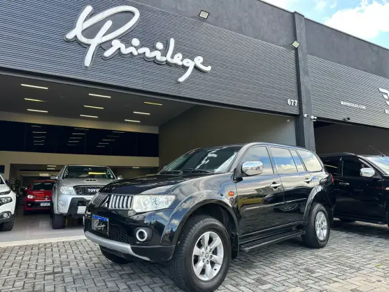 MITSUBISHI PAJERO DAKAR 2013
