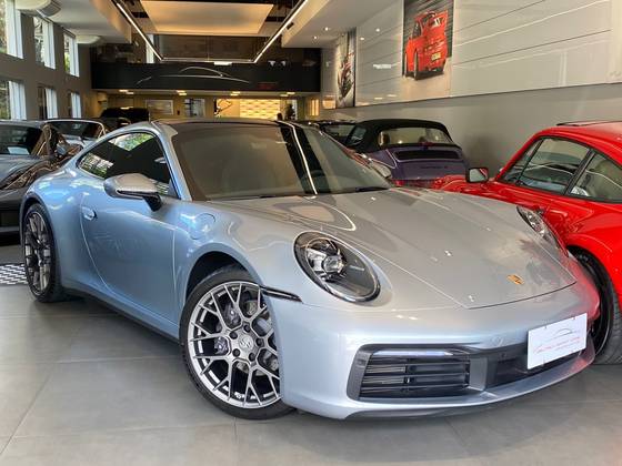 PORSCHE 911 2022