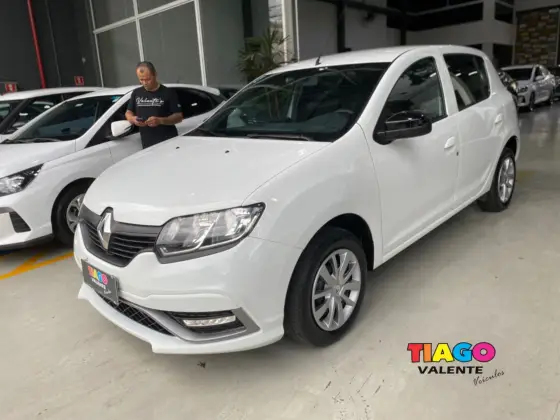 RENAULT SANDERO 2023