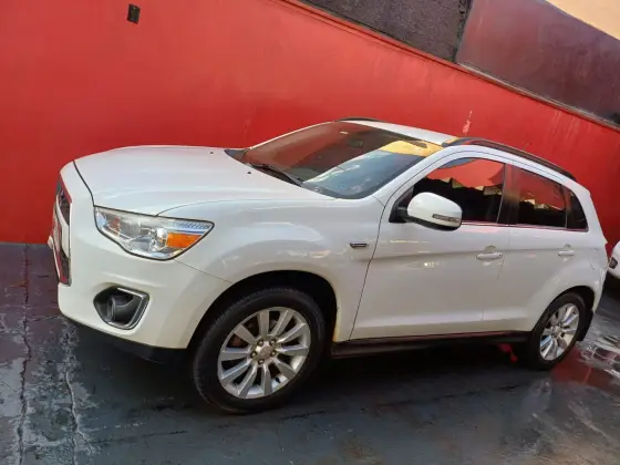 MITSUBISHI ASX 2016