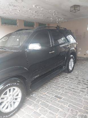 TOYOTA HILUX SW4 2015