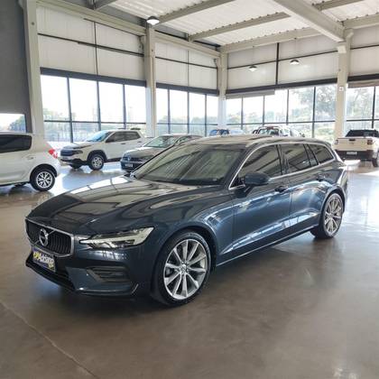VOLVO V60 2020
