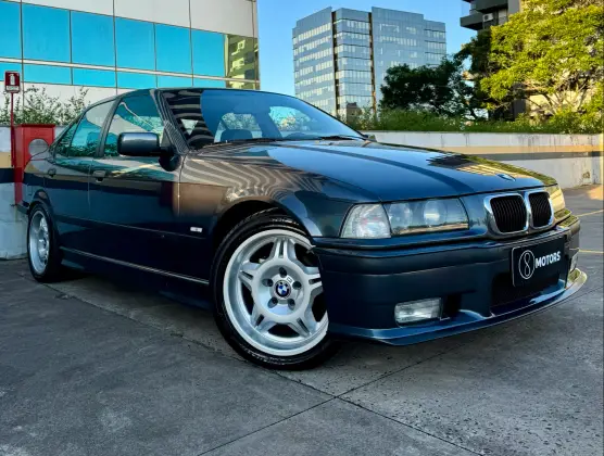 BMW 328i 1998