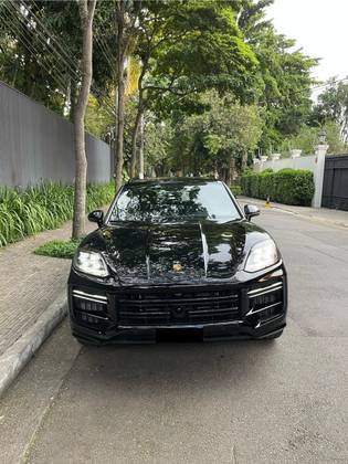 PORSCHE CAYENNE 2024