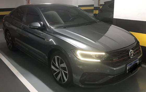 VOLKSWAGEN JETTA 2019