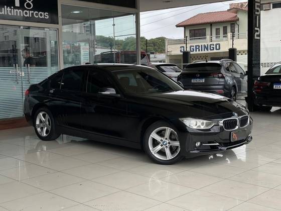 BMW 320i 2015