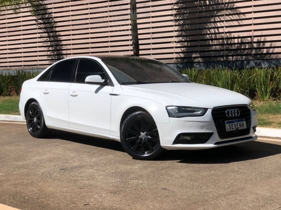 AUDI A4 2013