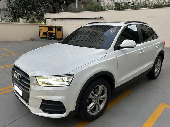 AUDI Q3 2017