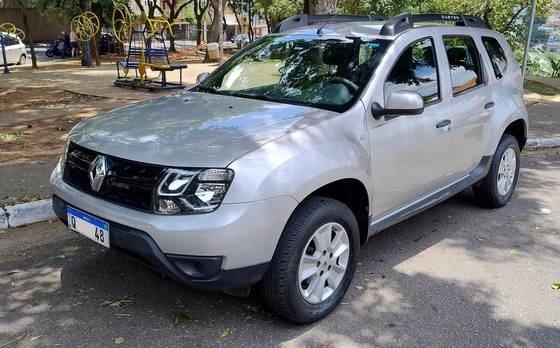 RENAULT DUSTER 2020