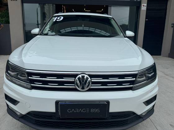 VOLKSWAGEN TIGUAN 2019