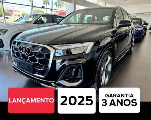 AUDI Q7 2025