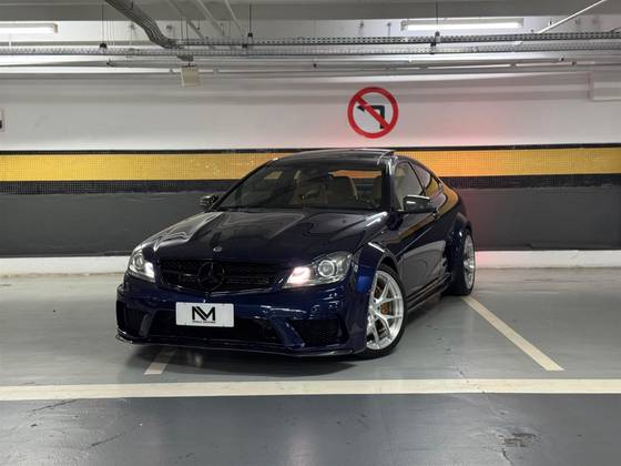 MERCEDES-BENZ C 63 AMG 2013