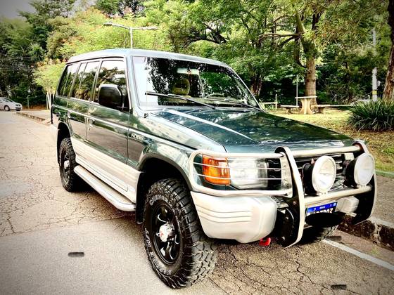 MITSUBISHI PAJERO 1994