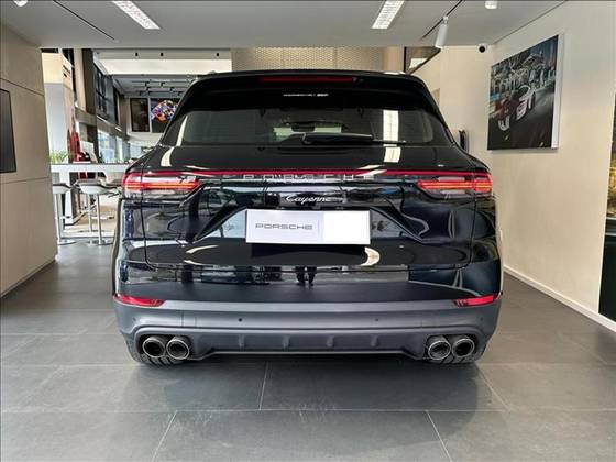 PORSCHE CAYENNE 2019