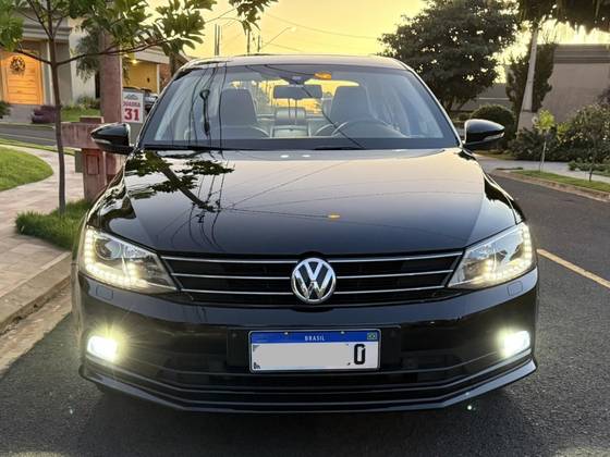 VOLKSWAGEN JETTA 2016