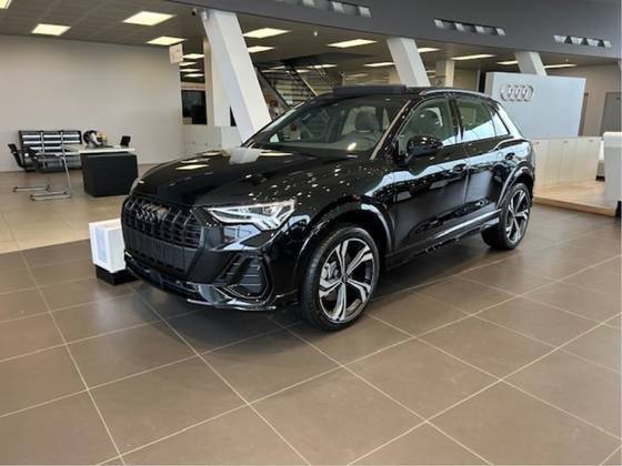 AUDI Q3 2025