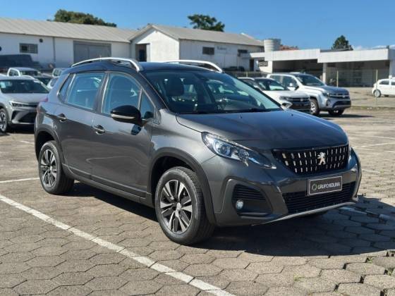 PEUGEOT 2008 2023