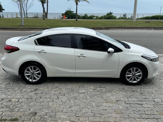 KIA CERATO 2018